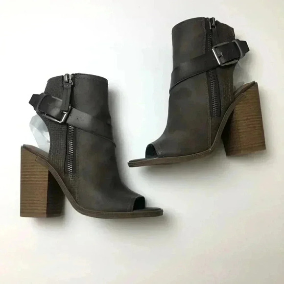 Dolce Vita Teisha  Buckle Block Heel Booties Boots  Sz 7 - Picture 6 of 10